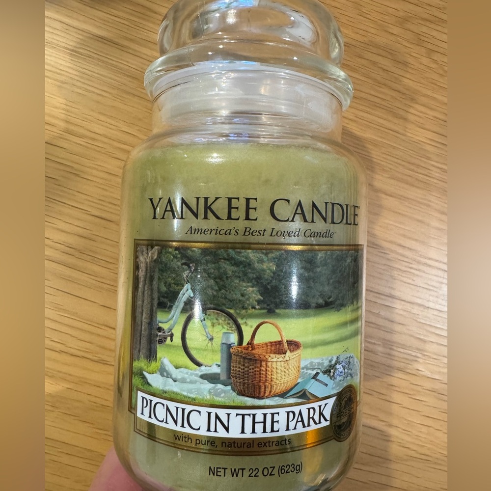 Yankee Candle Picnic in the Park Jar